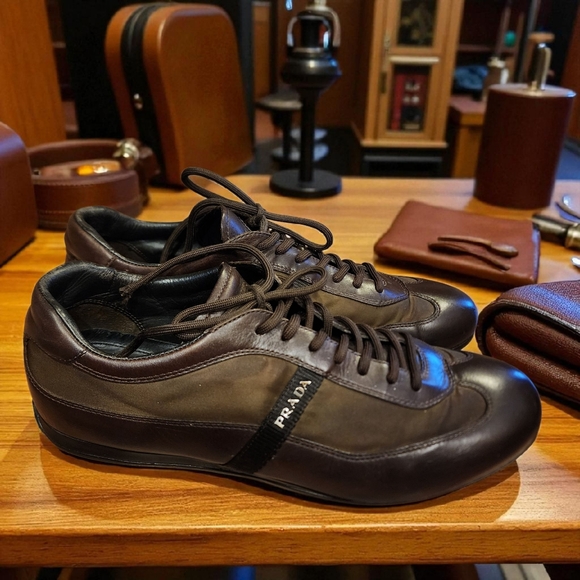 Prada Men's Dark Brown Leather & Nylon Low Top Sneakers Sz 11 - Picture 1 of 13